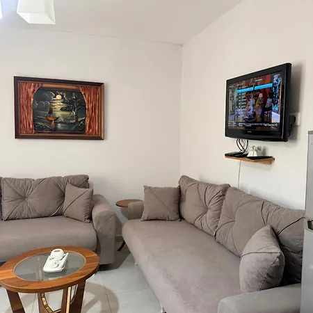 Appartamento Sark Lezhë